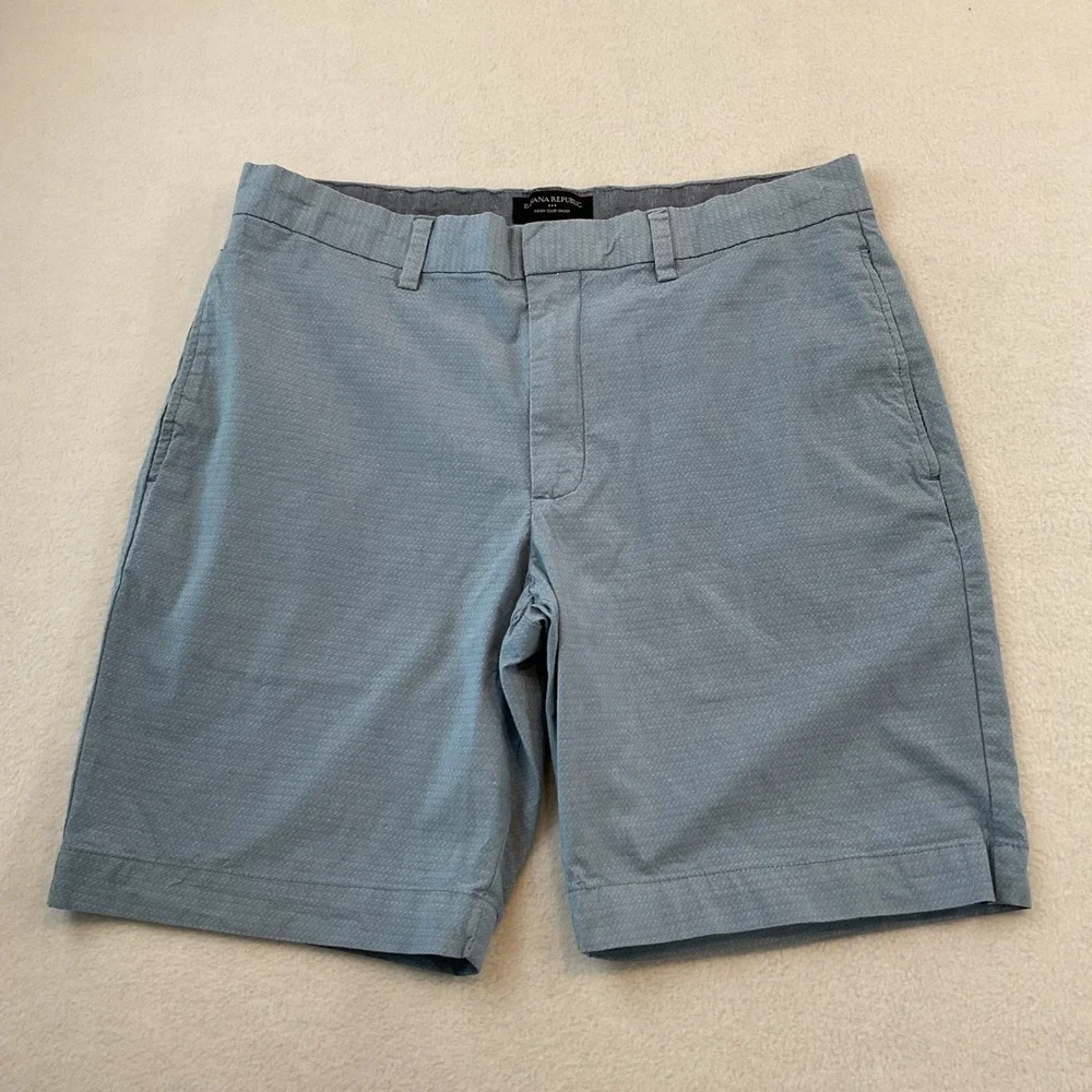 Banana Republic Aiden Club Shorts Mens 33 Light Blue Textured Slim Fit Chino 9in